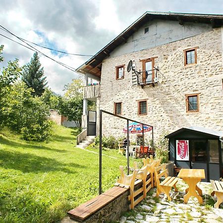 Yeti Guest House Mavrovo Bagian luar foto