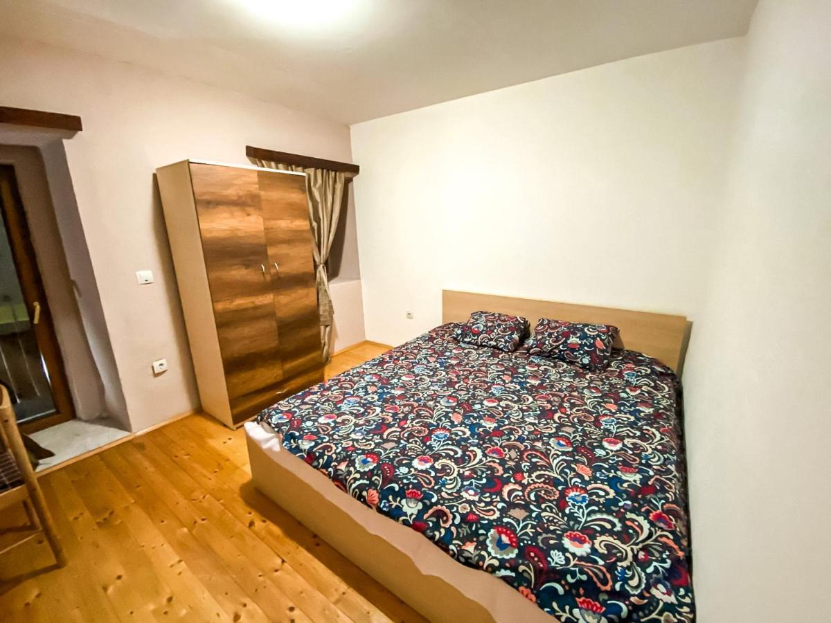 Yeti Guest House Mavrovo Bagian luar foto