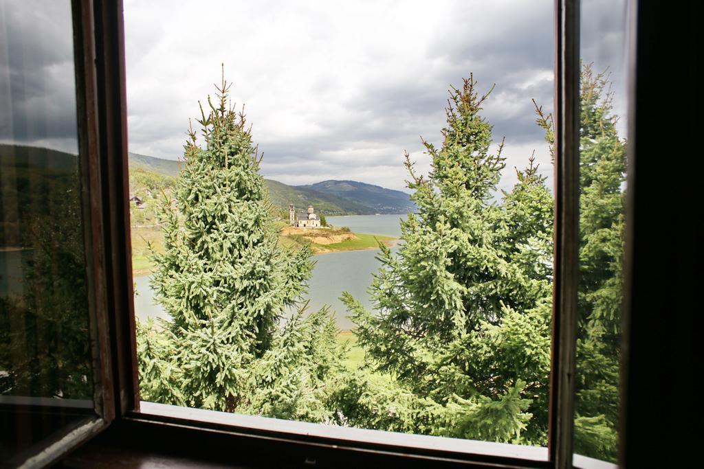 Yeti Guest House Mavrovo Bagian luar foto