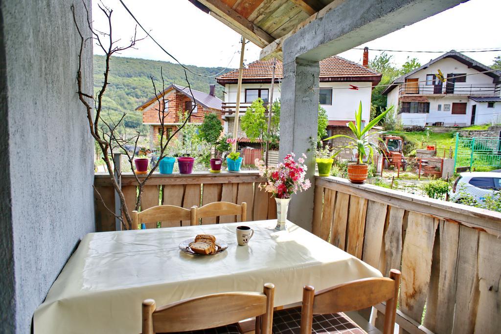 Yeti Guest House Mavrovo Bagian luar foto