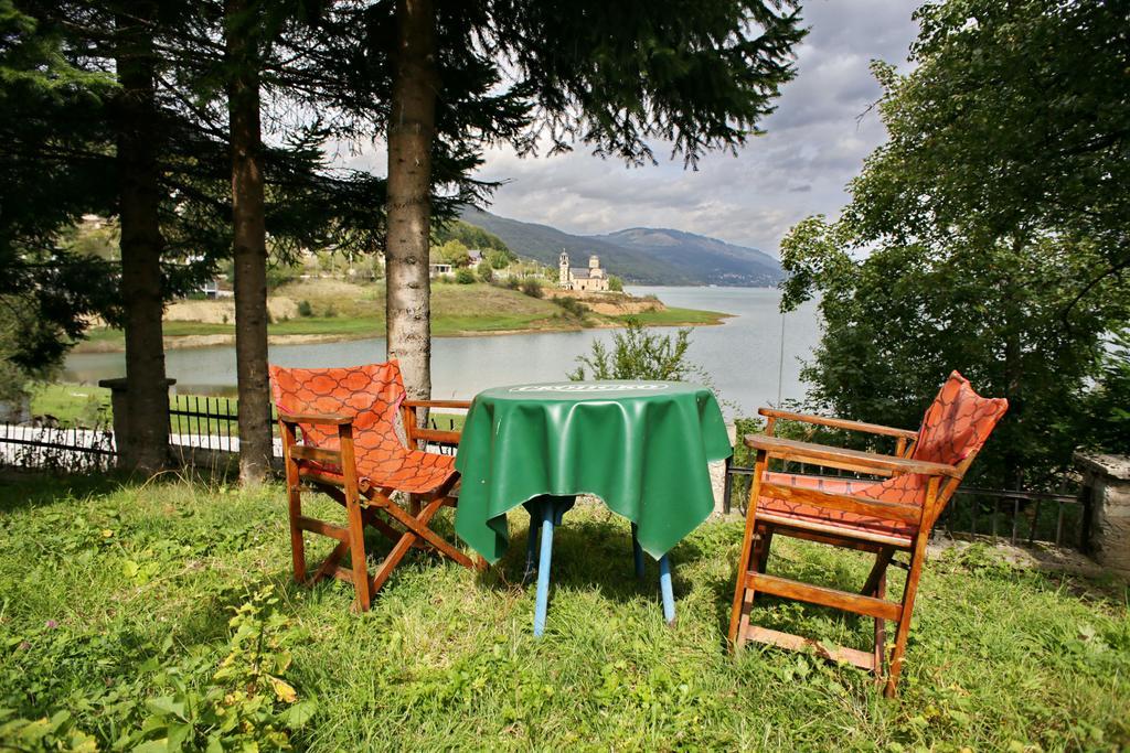Yeti Guest House Mavrovo Bagian luar foto